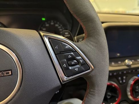 Used 2017 Chevrolet Camaro ZL1 image 20