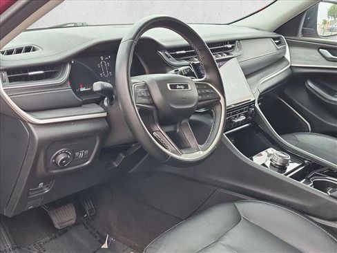 Used 2021 Jeep Grand Cherokee L Limited RWD image 10