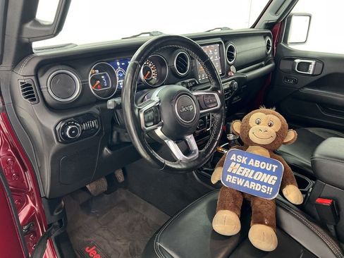 Used 2021 Jeep Wrangler Unlimited Sahara AWD/4WD image 9