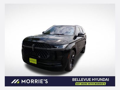 Used 2025 Lincoln Navigator Reserve w/ Jet Appearance Package