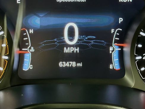 Used 2024 Jeep Compass Trailhawk AWD/4WD image 12