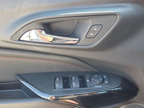 New 2026 Chevrolet Trax RS w/ Driver Confidence Package image 30