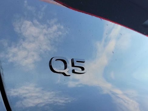 Certified 2025 Audi Q5 Premium Plus w/ Premium Plus AWD/4WD image 11