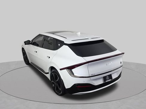Used 2022 Kia EV6 GT-Line AWD/4WD image 39