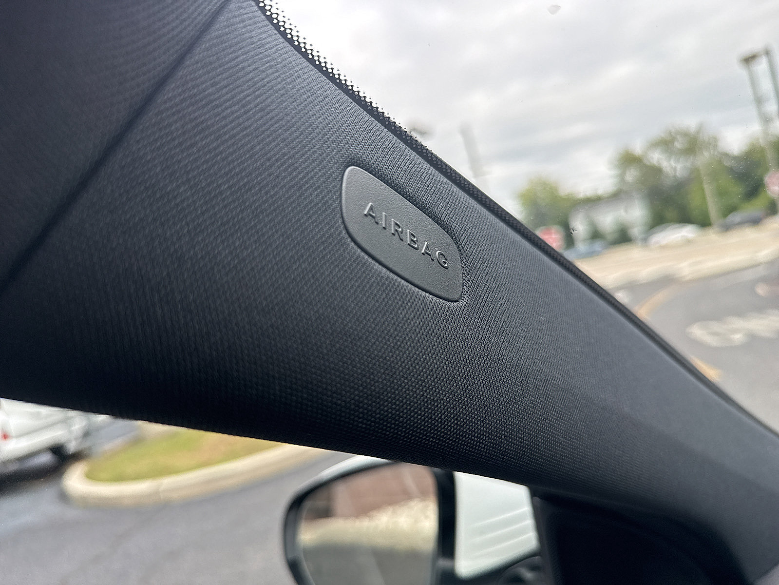 Used 2017 Mercedes-Benz E 400 4MATIC Wagon image 60