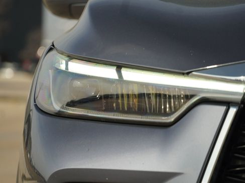 Used 2023 INFINITI QX60 Sensory w/ Cargo Package image 2