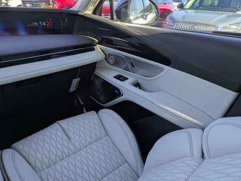 New 2026 Lincoln Nautilus Black Label image 19