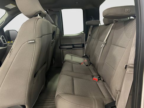 Used 2018 Ford F150 XLT w/ Equipment Group 302A Luxury AWD/4WD image 14