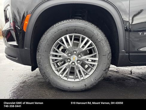 New 2026 Chevrolet Traverse LT w/ Driver Confidence Package image 24