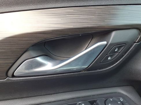 Certified 2024 GMC Terrain SLE image 15