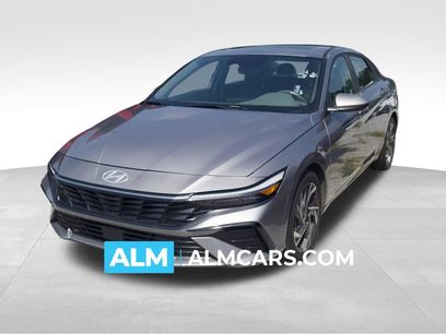 Used 2025 Hyundai Elantra SEL