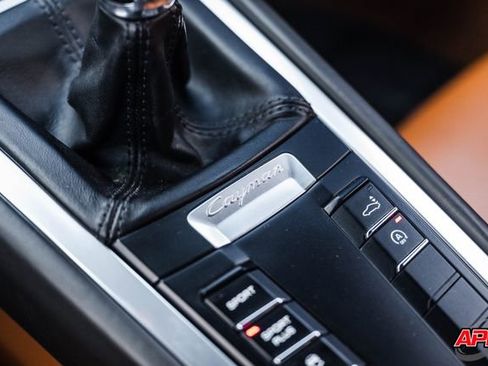 Used 2014 Porsche Cayman S image 22