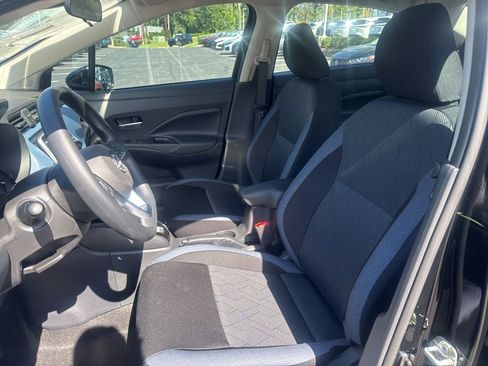 New 2025 Nissan Versa SV w/ Trunk Package image 10