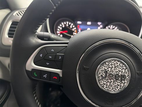 Used 2019 Jeep Compass Latitude w/ Popular Equipment Group image 25