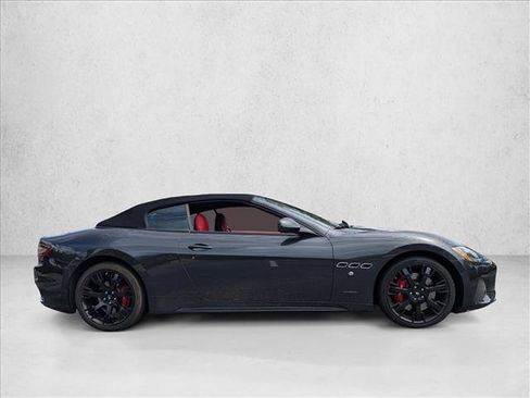 Used 2018 Maserati GranTurismo MC image 4