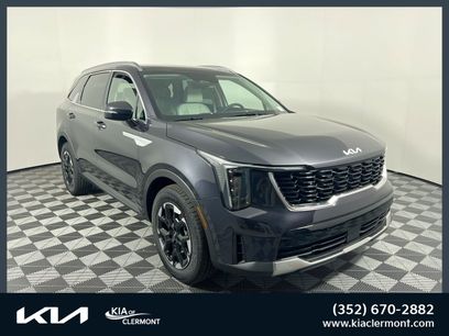 New 2026 Kia Sorento S w/ S Panoramic Sunroof Package