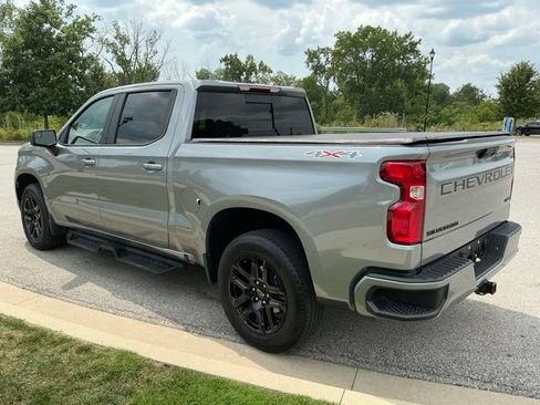 Used 2023 Chevrolet Silverado 1500 RST w/ Convenience Package II AWD/4WD image 4