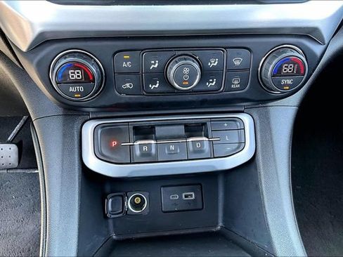 Used 2021 GMC Acadia SLE w/ Trailering Package AWD/4WD image 15