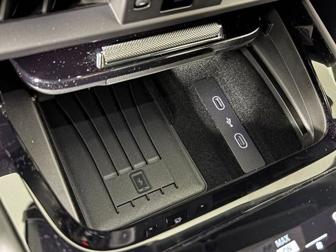 New 2026 Porsche Cayenne GTS image 32