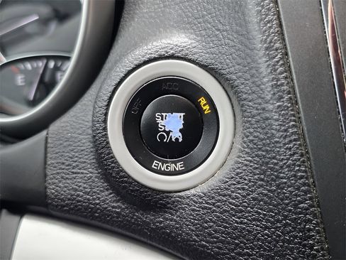 Used 2015 Dodge Journey American Value Package w/ Flexible Seating Group image 29