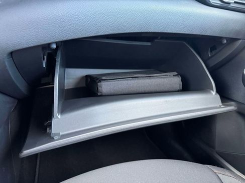 Used 2025 Nissan Sentra SR w/ Trunk Package image 31