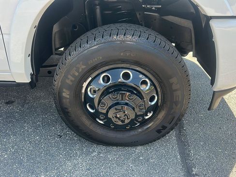 Used 2026 RAM 3500 Limited AWD/4WD image 11