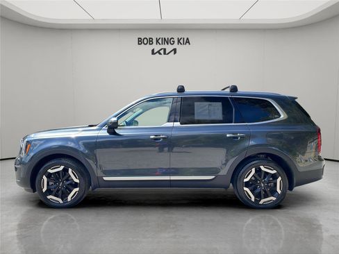 Used 2023 Kia Telluride S w/ S Sunroof Package AWD/4WD image 2