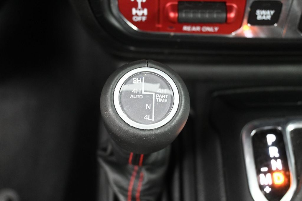 Used 2023 Jeep Wrangler Unlimited Rubicon 4xe AWD/4WD image 25