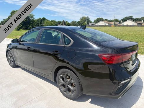 Used 2020 Kia Forte LXS FWD image 7