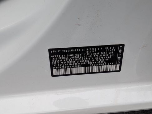 Used 2023 Volkswagen Jetta SE image 33