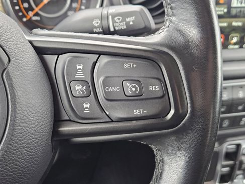 Used 2021 Jeep Gladiator Sport image 27