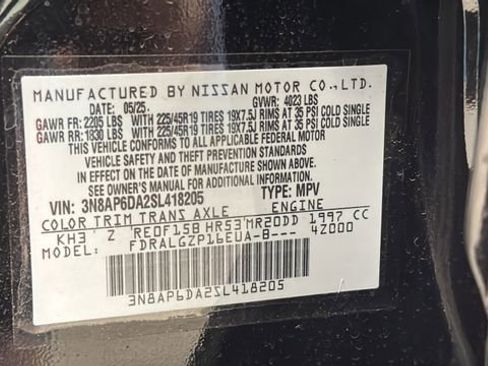 Used 2025 Nissan Kicks SR FWD image 28