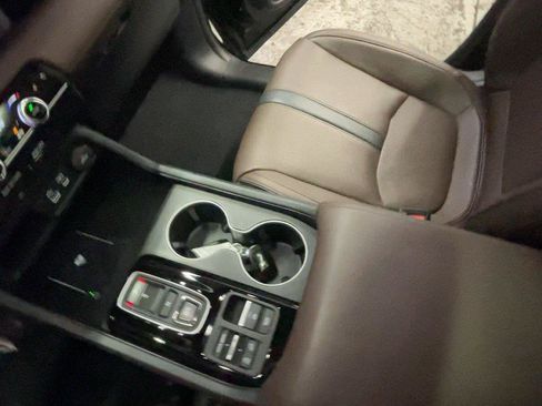 Used 2023 Honda Pilot Elite image 35