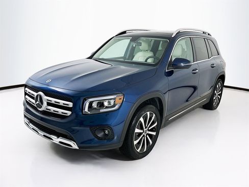 Certified 2023 Mercedes-Benz GLB 250 image 3