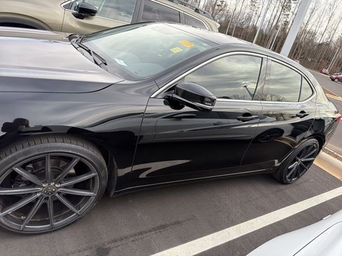Used 2016 Acura TLX w/ Technology Package image 7