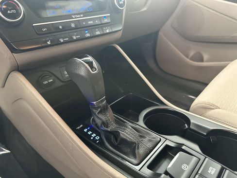 Used 2019 Hyundai Tucson SEL image 20