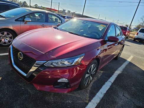 Used 2022 Nissan Altima 2.5 SL image 3