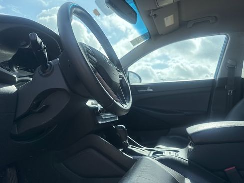 Used 2016 Hyundai Tucson Limited image 39