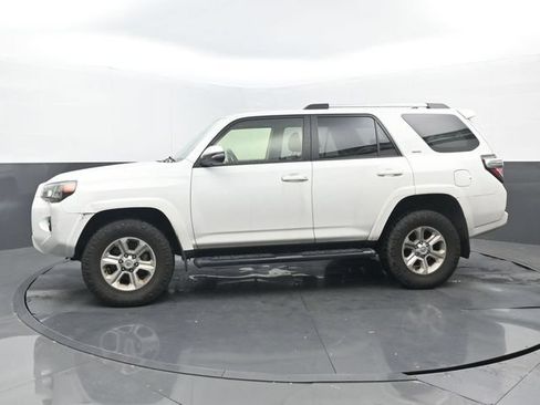 Used 2024 Toyota 4Runner SR5 Premium w/ Moonroof Package AWD/4WD image 7