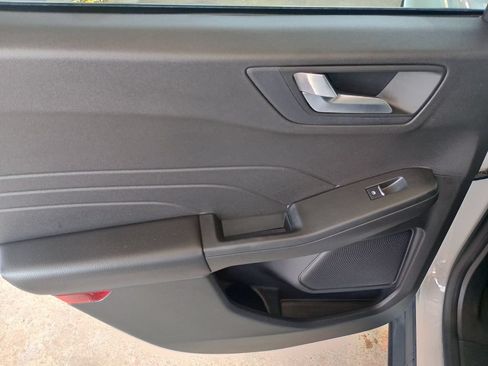 Used 2023 Ford Escape ST-Line w/ Tech Pack #1 FWD image 25