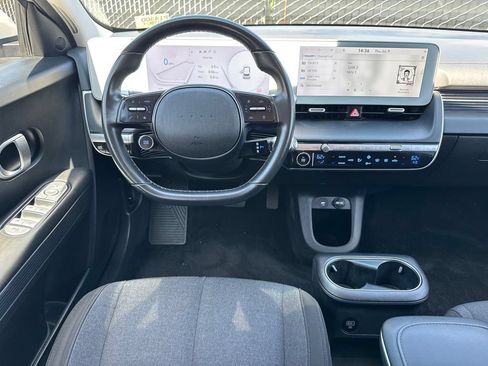 Used 2024 Hyundai Ioniq 5 SE RWD image 21