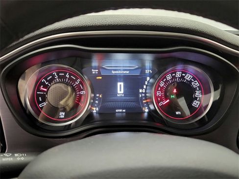 Used 2018 Dodge Challenger SXT image 20