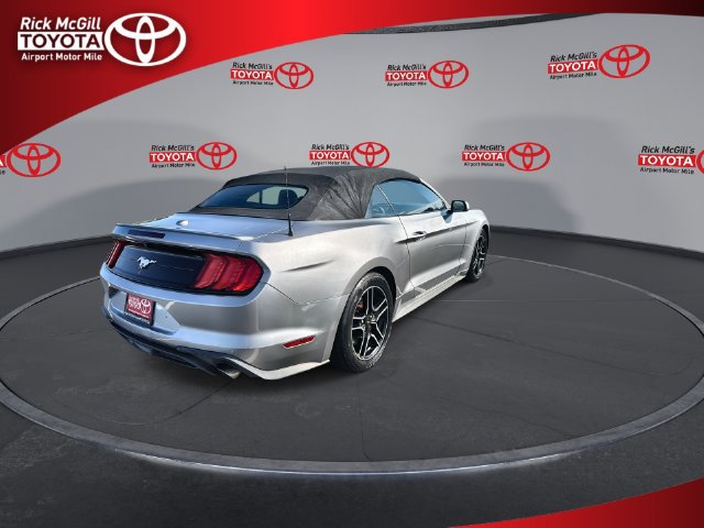 Used 2021 Ford Mustang Premium RWD image 8