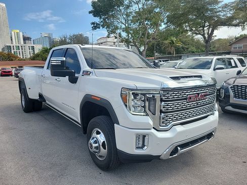 Used 2023 GMC Sierra 3500 Denali w/ Denali Ultimate Package image 6