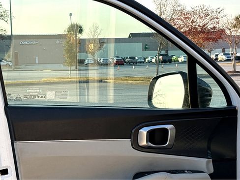 Used 2022 Kia Sorento S image 7