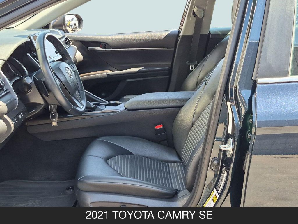 Used 2021 Toyota Camry SE FWD image 14