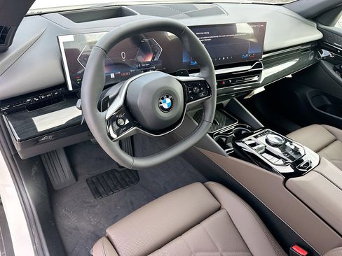 New 2026 BMW 530i 530i w/ Premium Package image 7