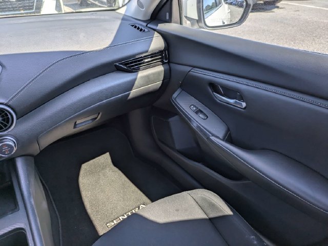 Used 2025 Nissan Sentra SV w/ All-Weather Package FWD image 17