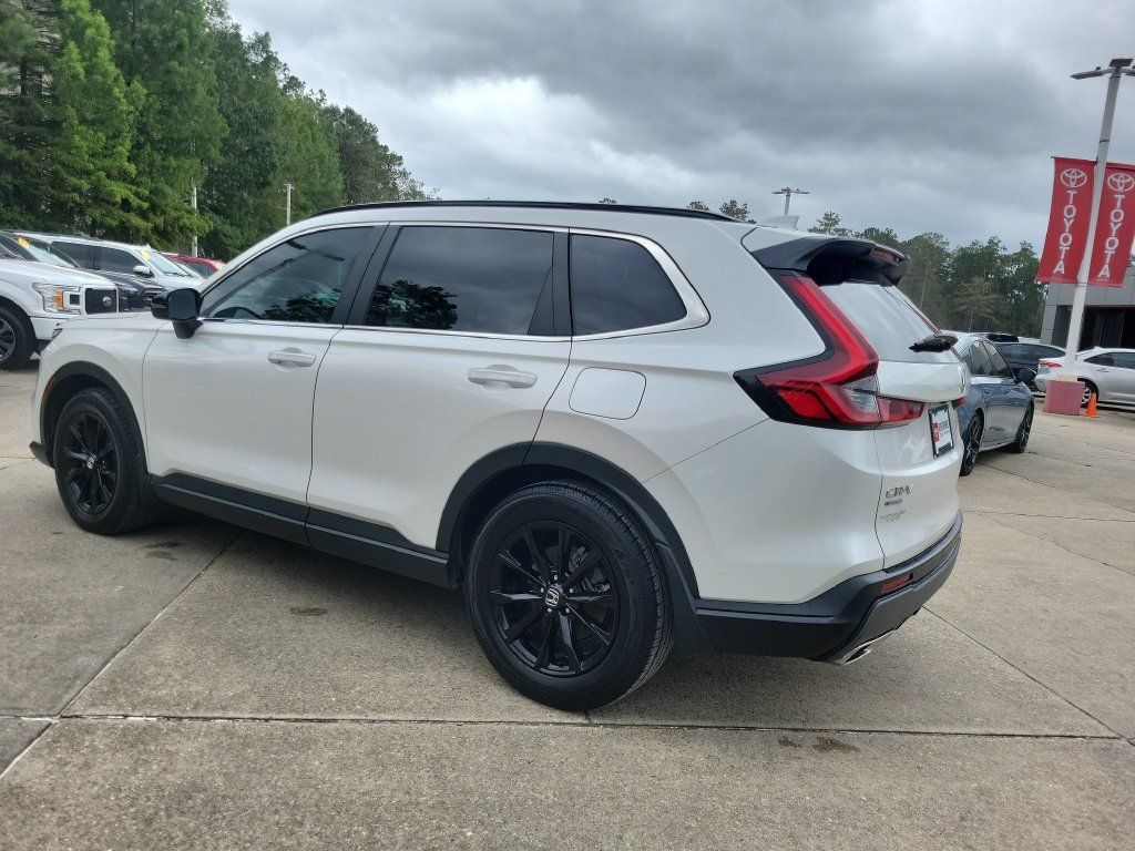 Used 2023 Honda CR-V Sport image 3