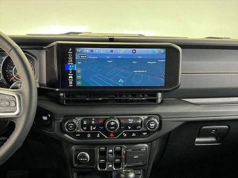 Certified 2024 Jeep Wrangler Sahara w/ Technology Group image 19